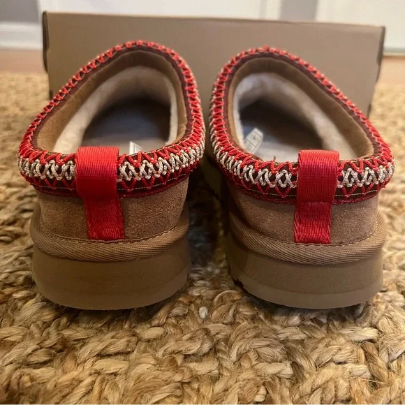 NWT UGG Tazz Slippers Chestnut Size Big Kids Y5/Women’s 7 - Picture 10 of 16